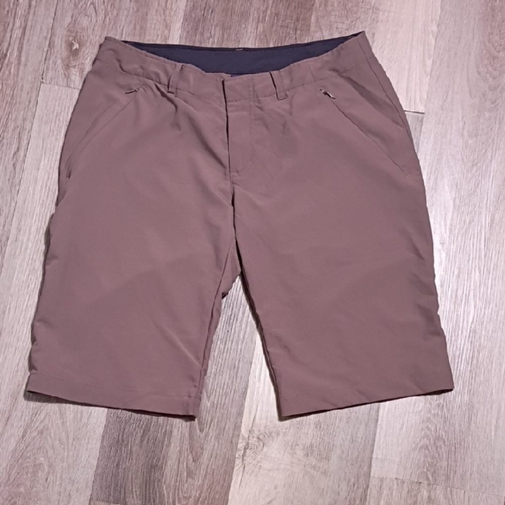 Patagonia Women's s Brown Flat Front Shorts‎
